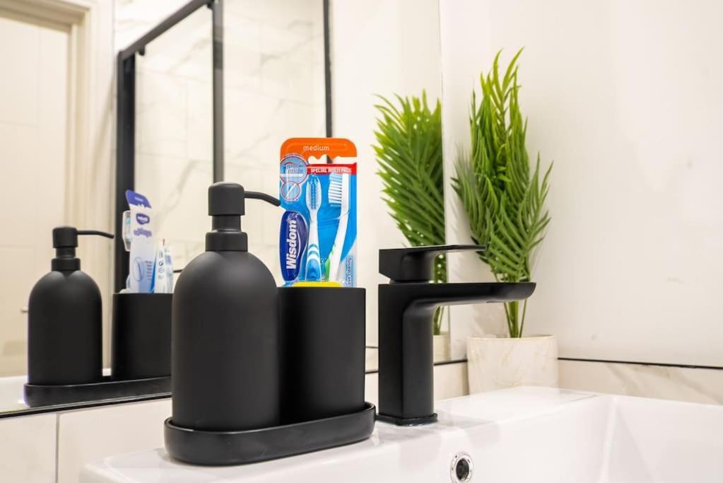 Five Star Boutique Studio Flat In 런던 외부 사진